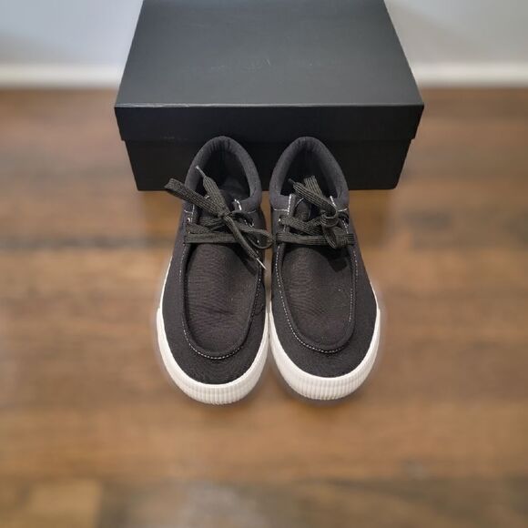 New STEVE Madden Black Size 6 converse style - Picture 4 of 7